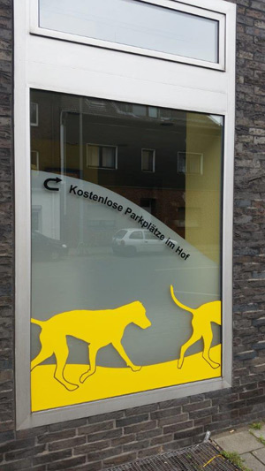 Schaufensterbeschriftung Tierärzte Rehmann und Scheffler in Oberhausen